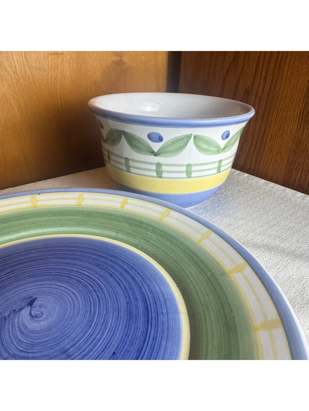 Williams Sonoma Handpainted Italy Soup & Salad Plate Set – Discontinued Set
